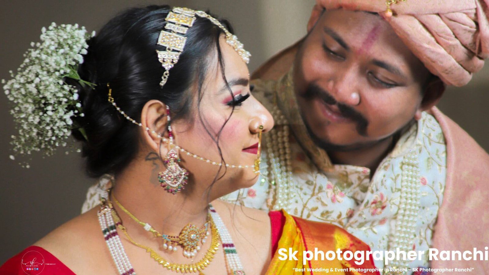 “Wedding Couple Close-up Portrait – Top Wedding Photographer in Ranchi | SK Photographer Ranchi”
